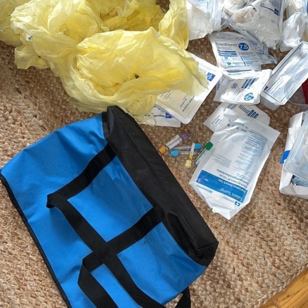 Nursing school practice equipment lot with duffel‎ bag - Picture 4 of 4